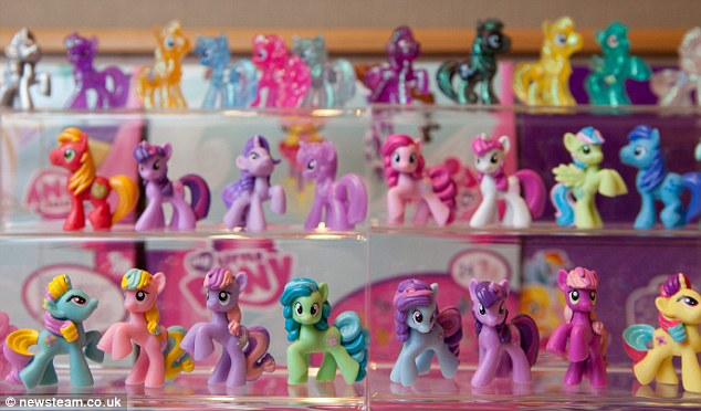 article-0-155cb632000005dc-372_634x372